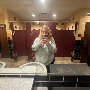 Meet your Posher, Ava